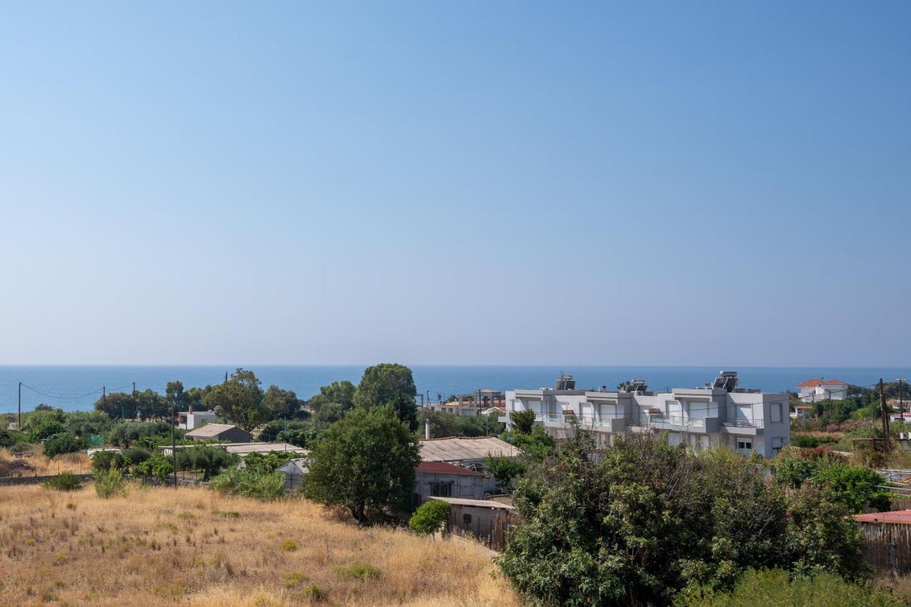 Lungo Mare Apartment Gennadi Exterior photo