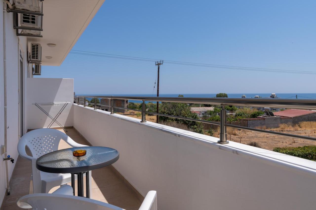 Lungo Mare Apartment Gennadi Exterior photo
