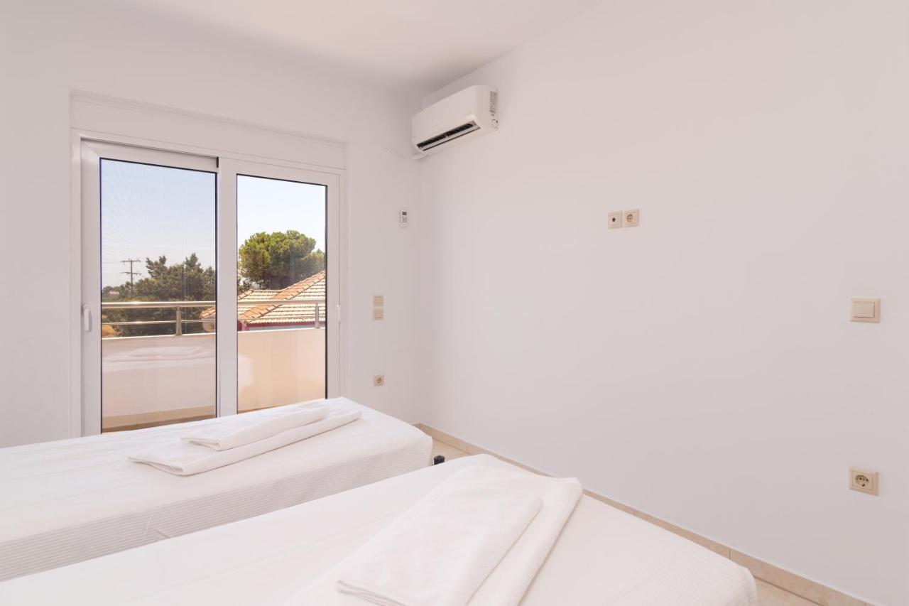 Lungo Mare Apartment Gennadi Exterior photo