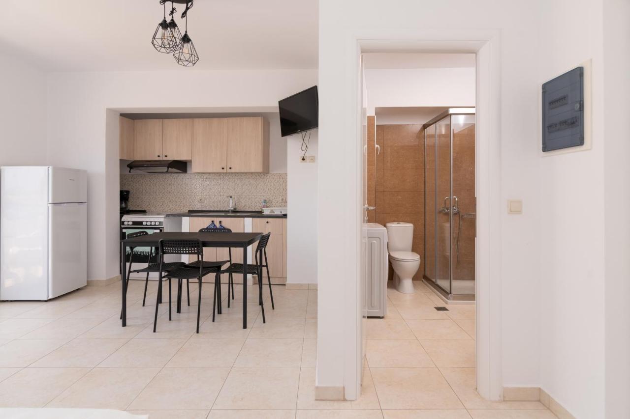 Lungo Mare Apartment Gennadi Exterior photo